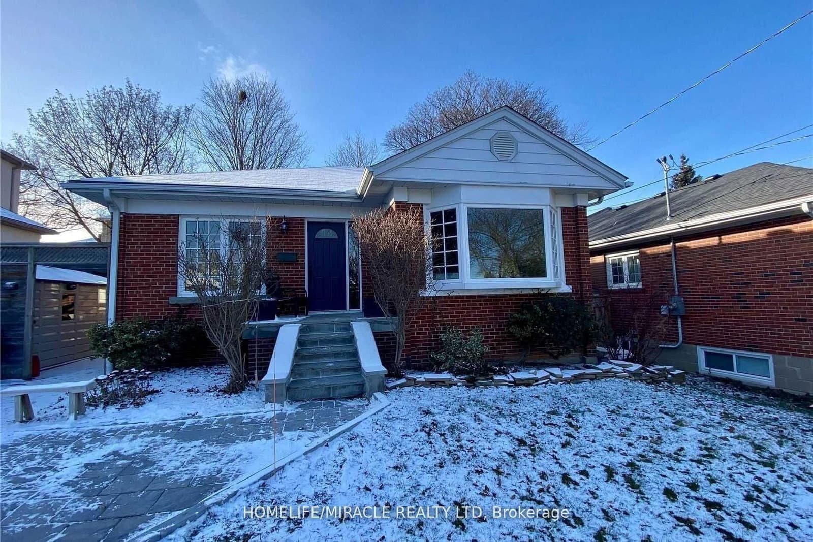 18 SHADOWBROOK DR in Toronto - Property View