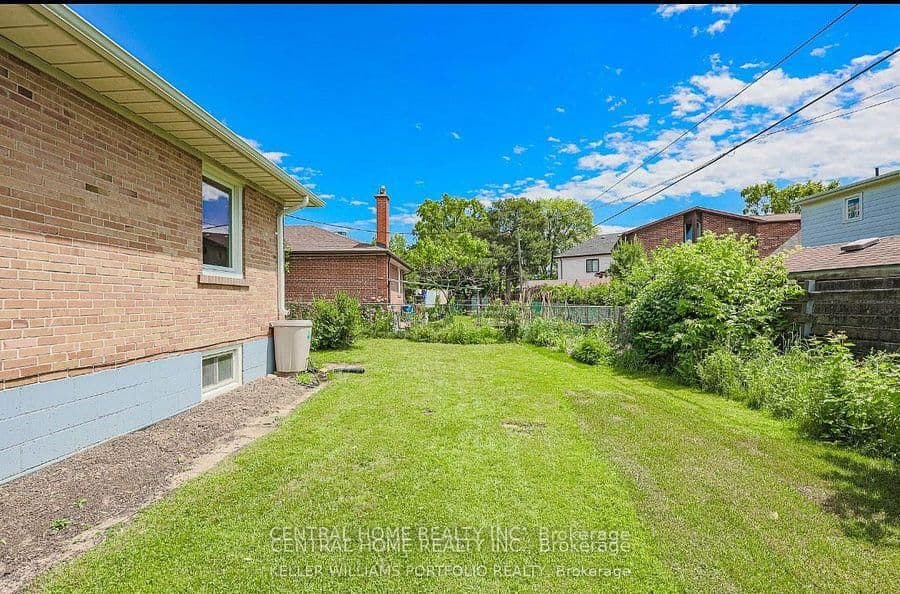 210 RENFORTH ONLY DRI in Toronto - Property View