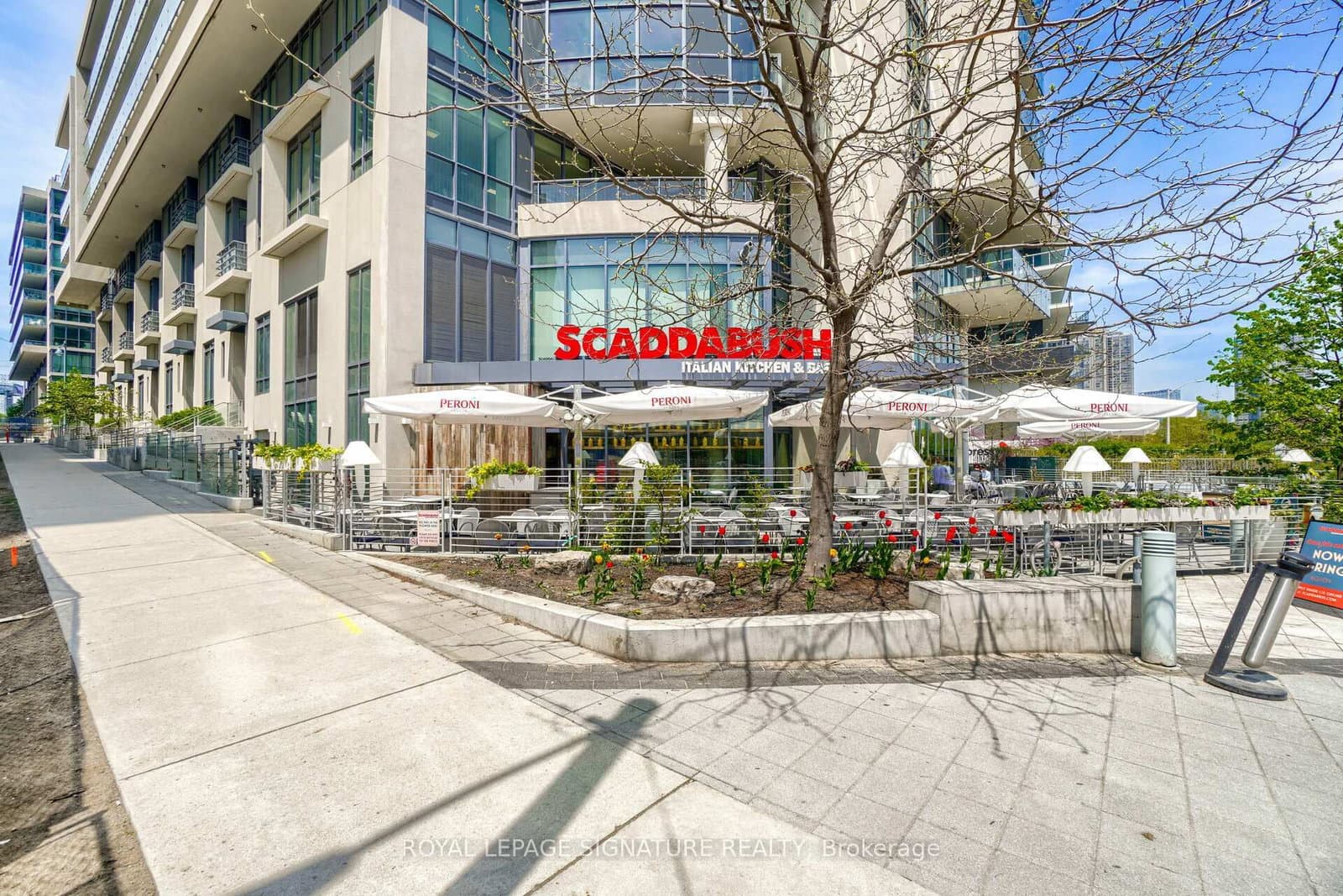 70 ANNIE CRAIG DR in Toronto - Property View