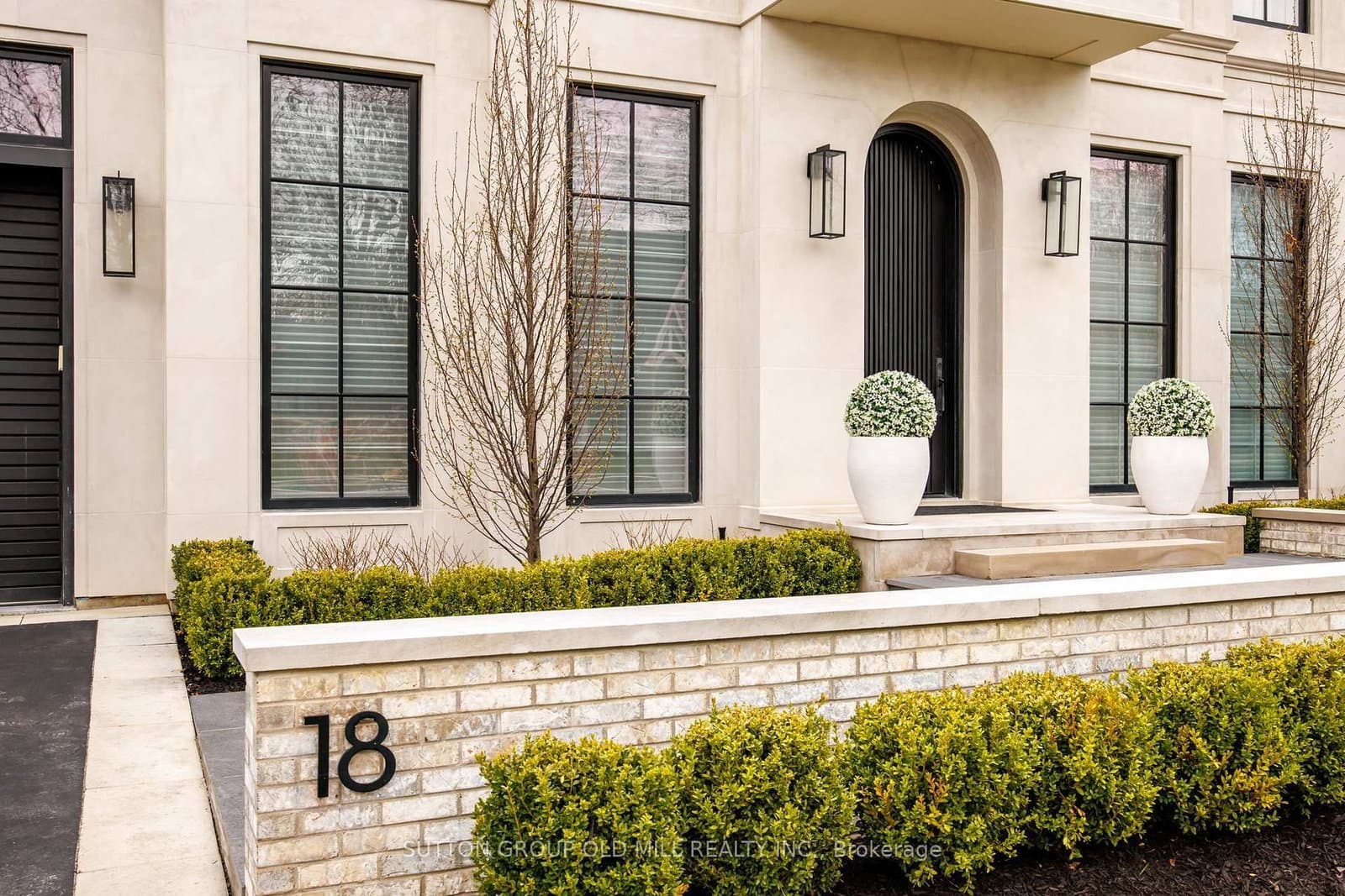 18 BLAIR ATHOL CRES in Toronto - Property View