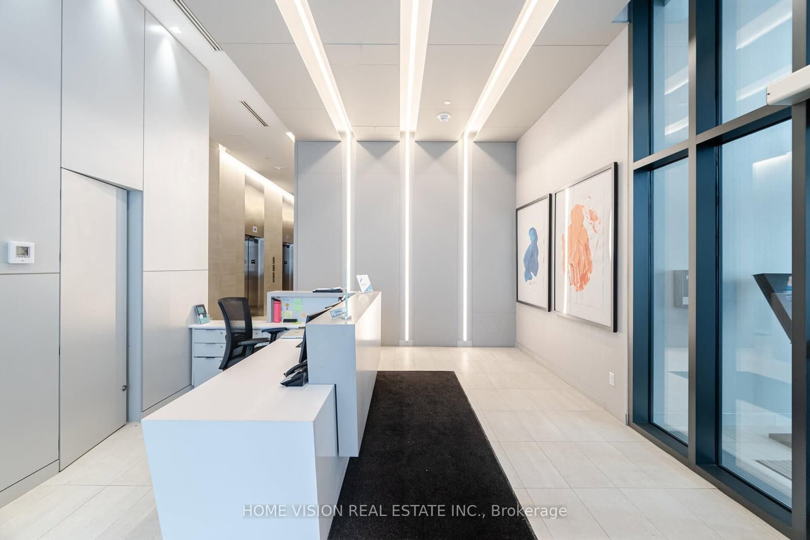 30 E SAMUEL WOOD WAY in Toronto - Property View