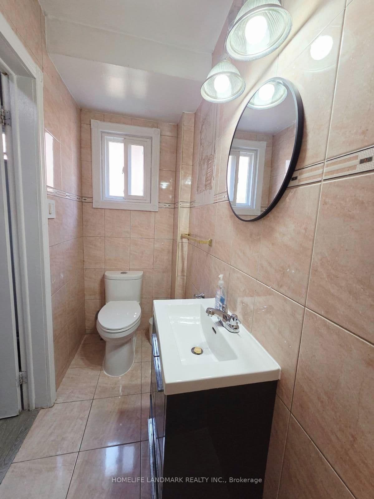 2 OLLERTON RD in Toronto - Property View