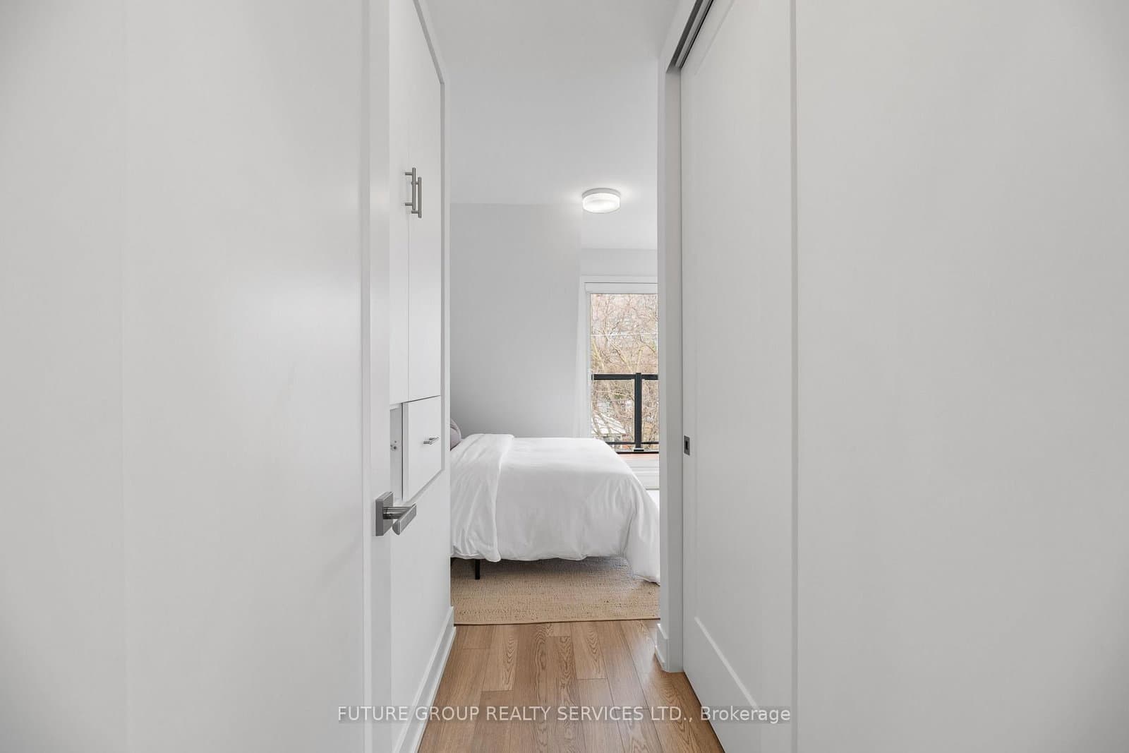34 POPLAR AVE in Toronto - Property View