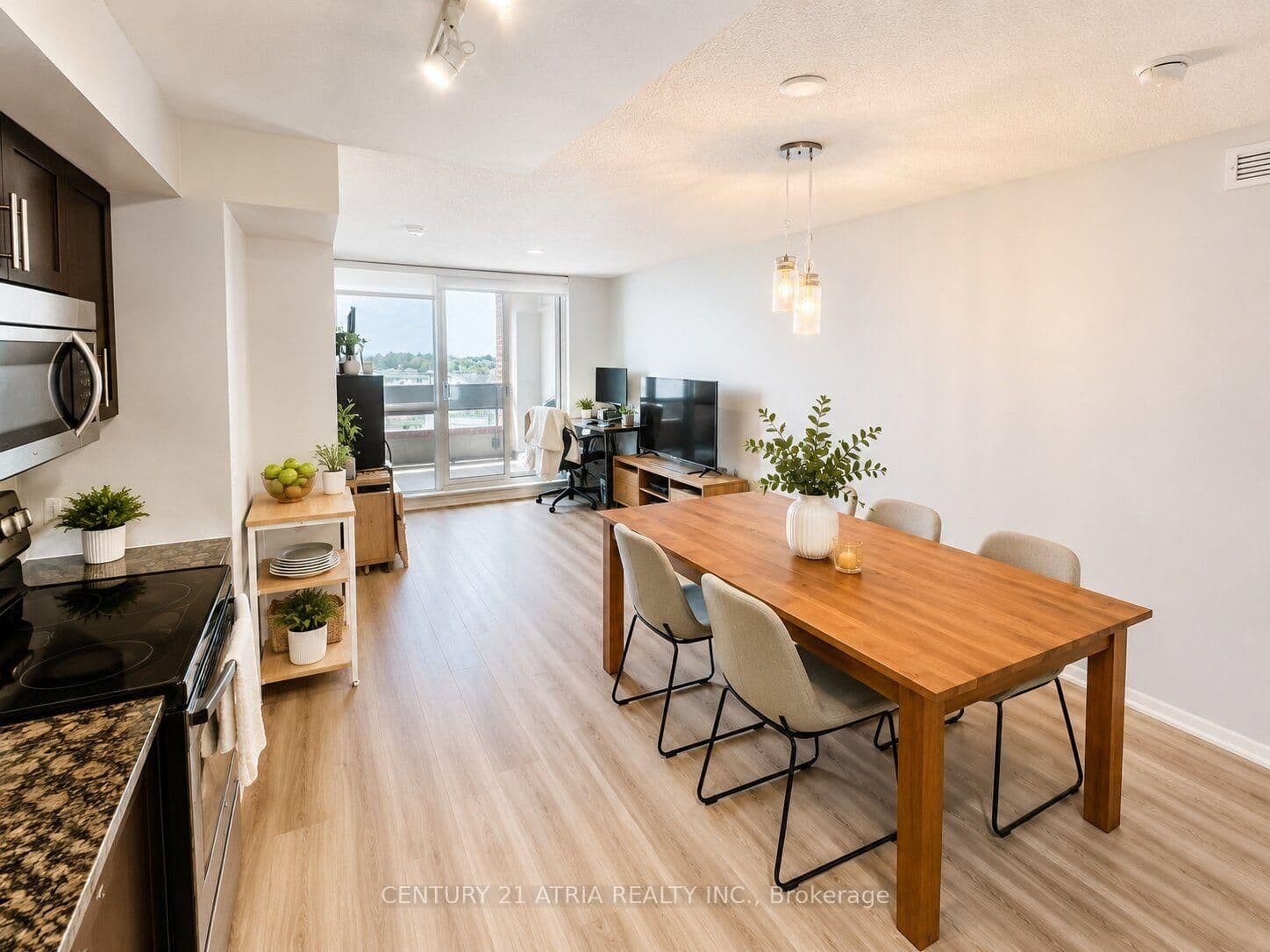 830 W LAWRENCE AVE in Toronto - Property View