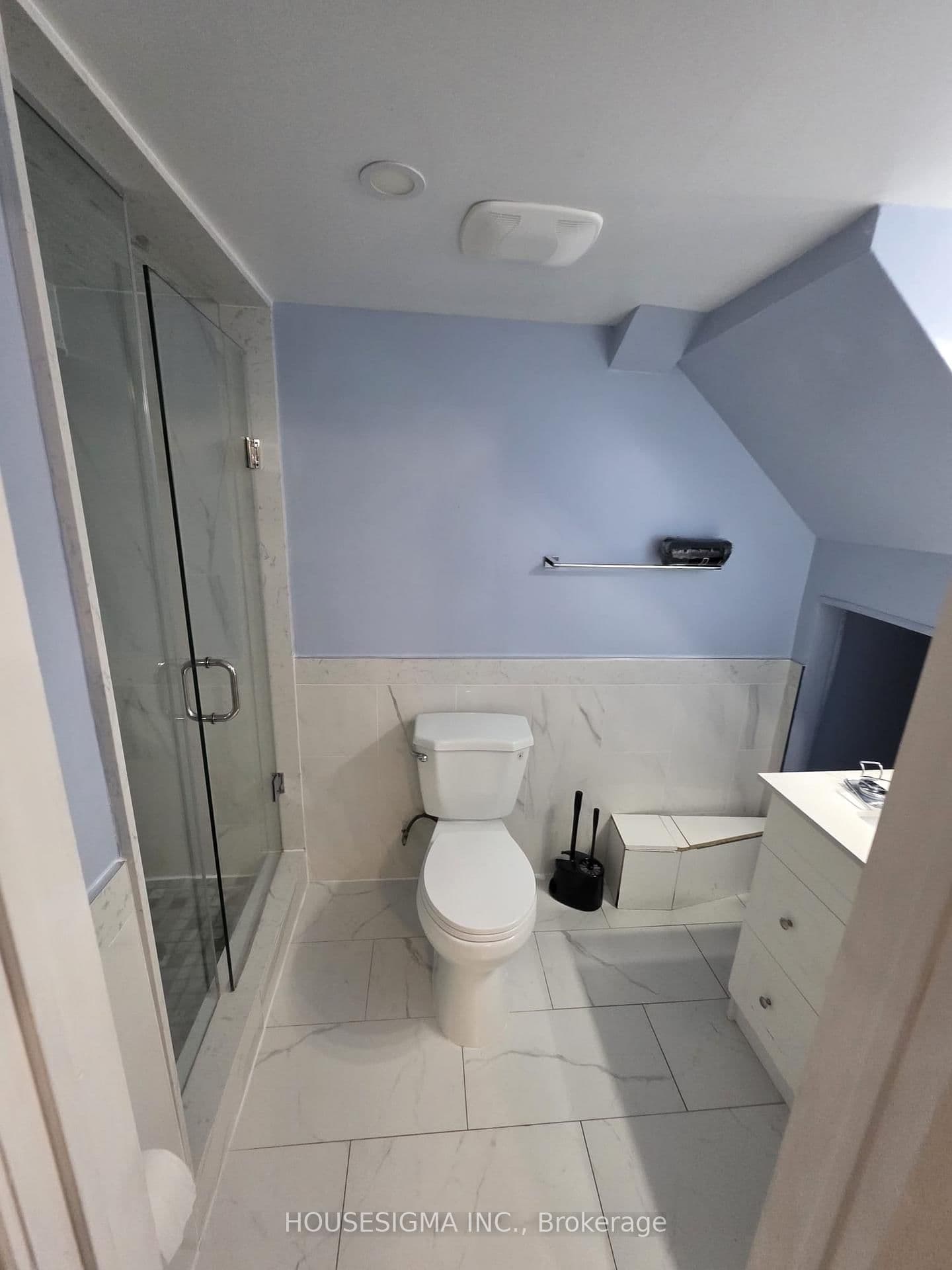 30 SILVERCREST AVE in Toronto - Property View