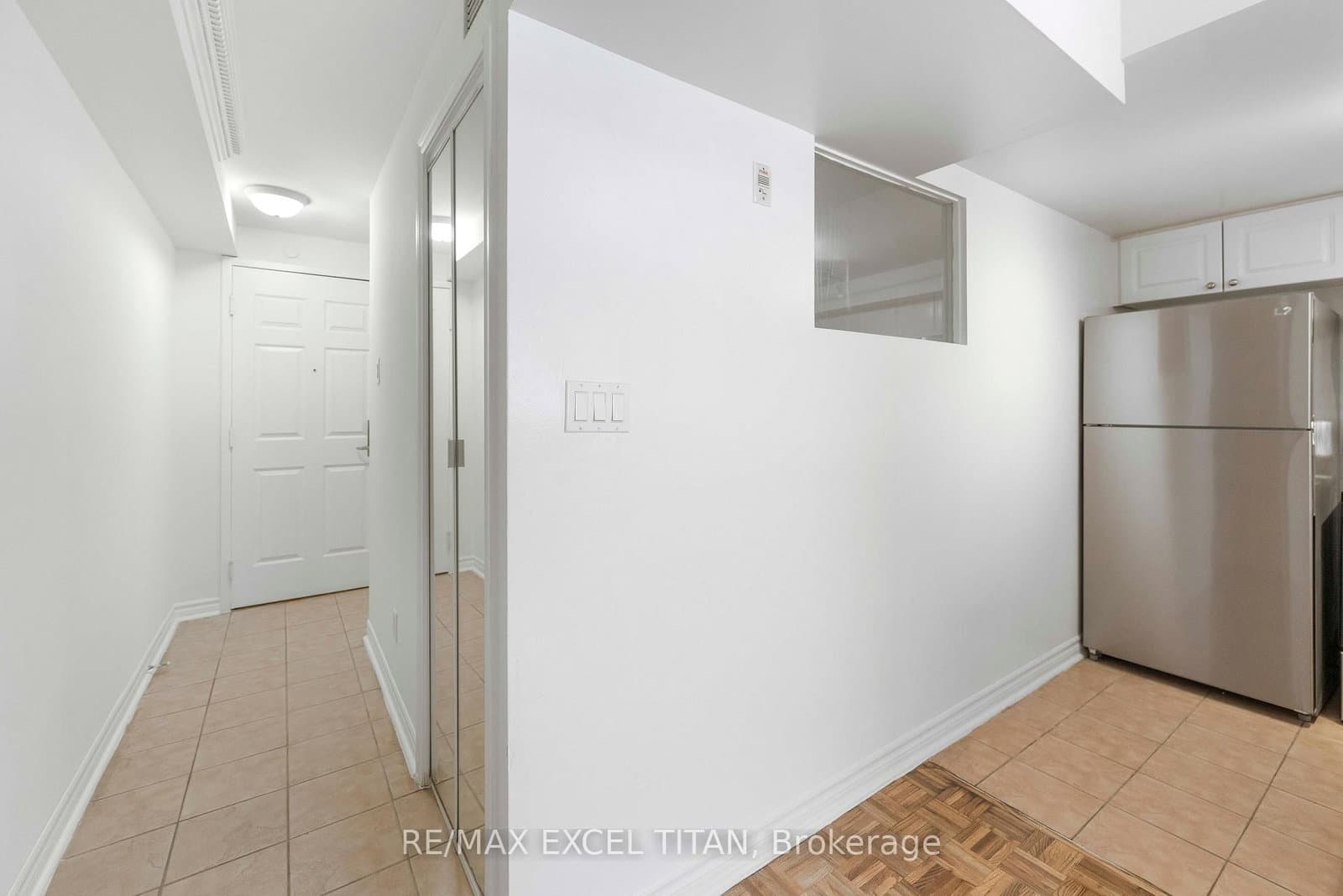 1407 DUPONT ST in Toronto