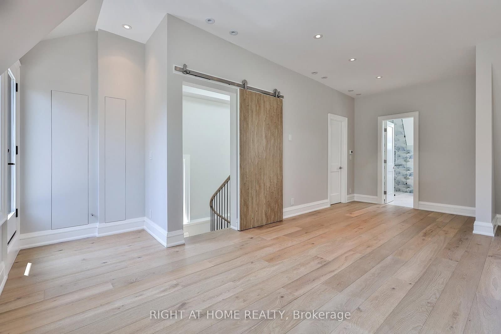 232 WILLARD AVE in Toronto