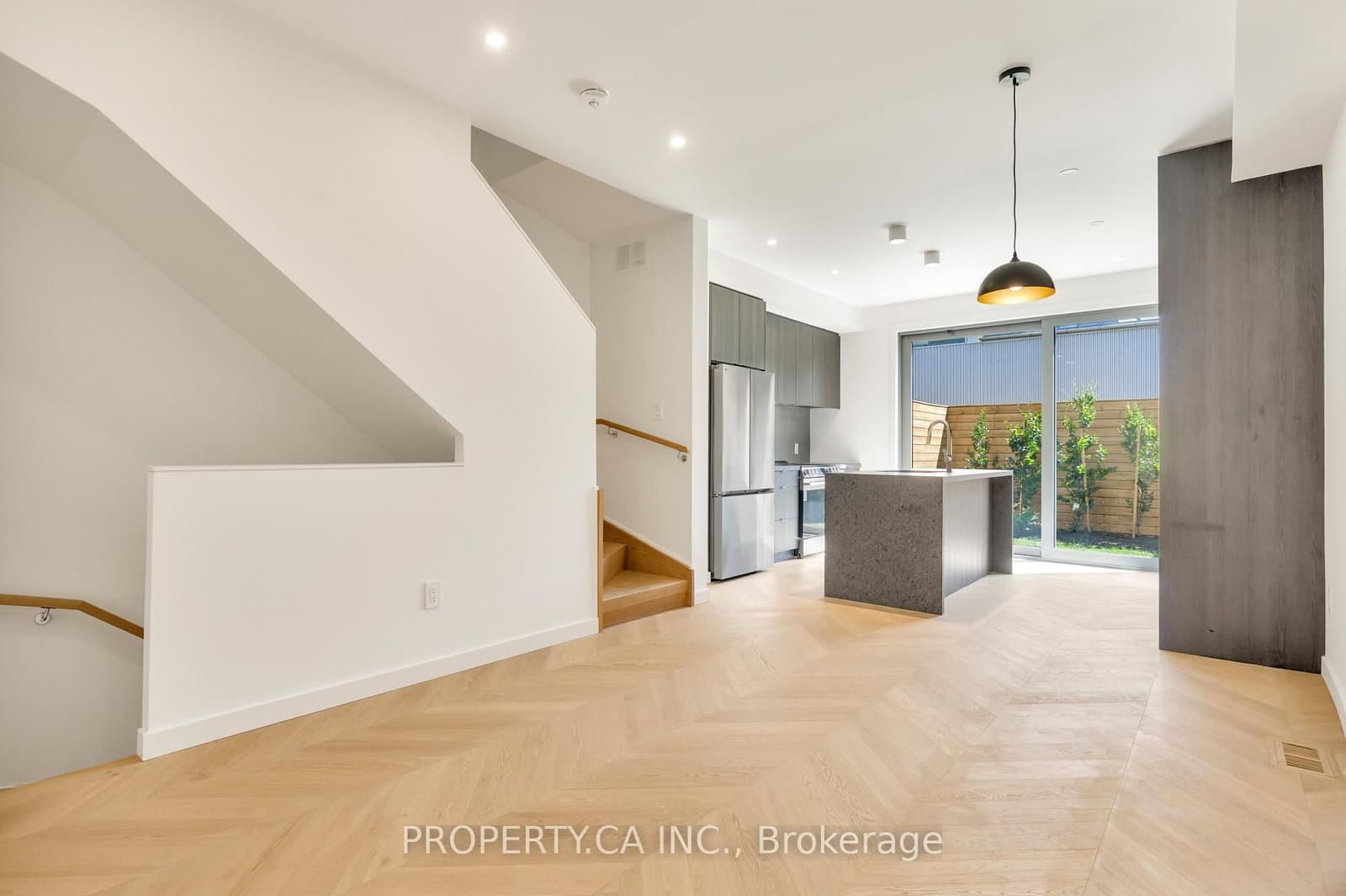 301 KEELE ST in Toronto