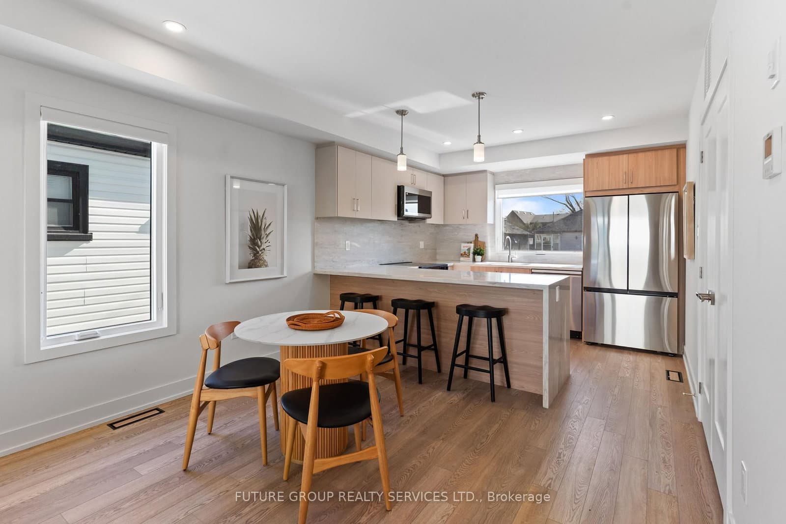 15 ACORN AVE in Toronto