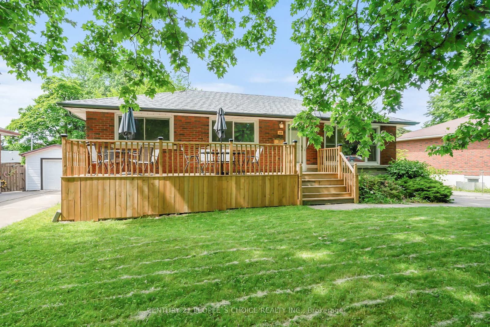 45 W CHESTNUT ST in St. Catharines - Property View