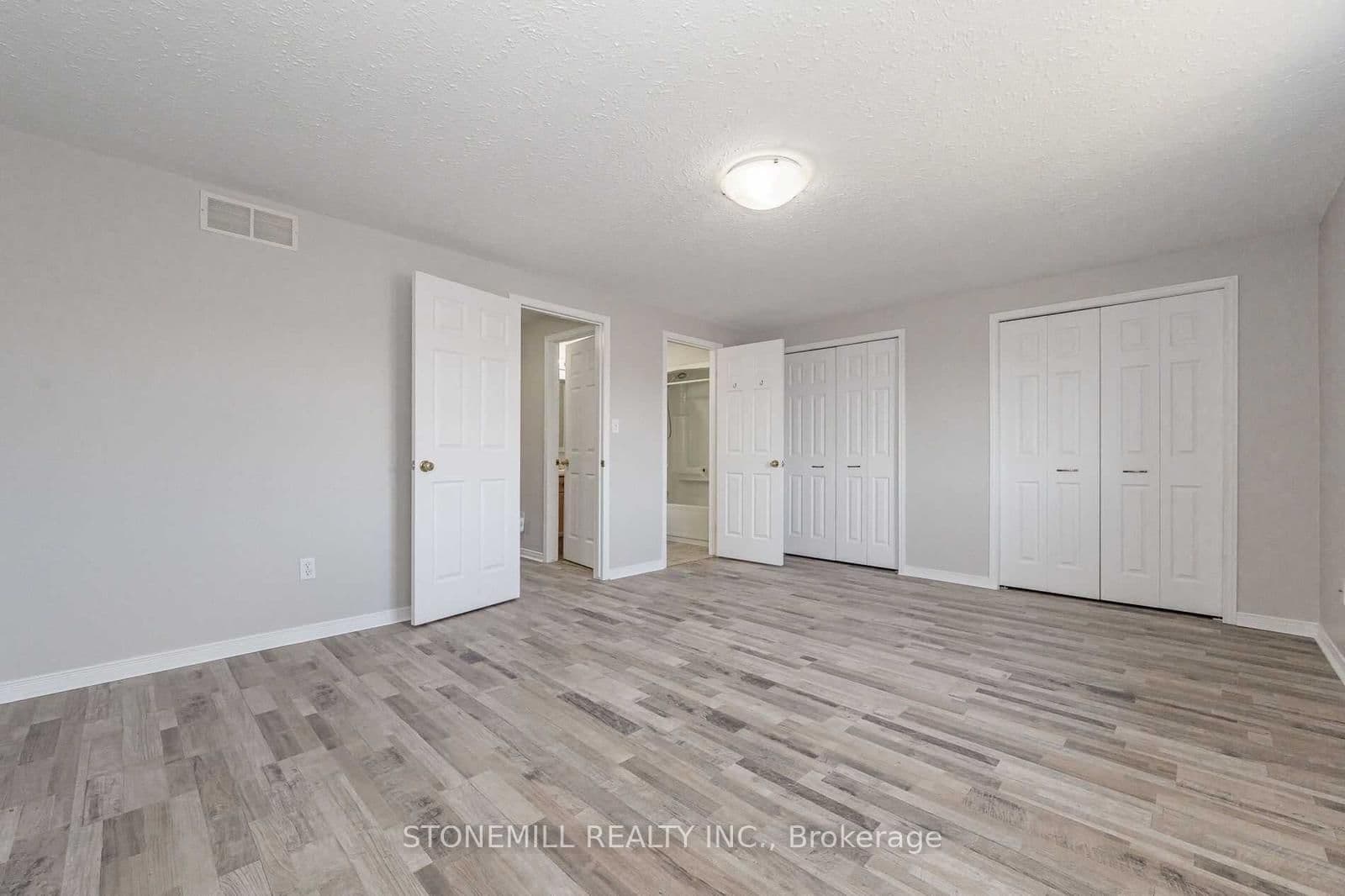 31 SCHRODER CRES in Guelph - Property View