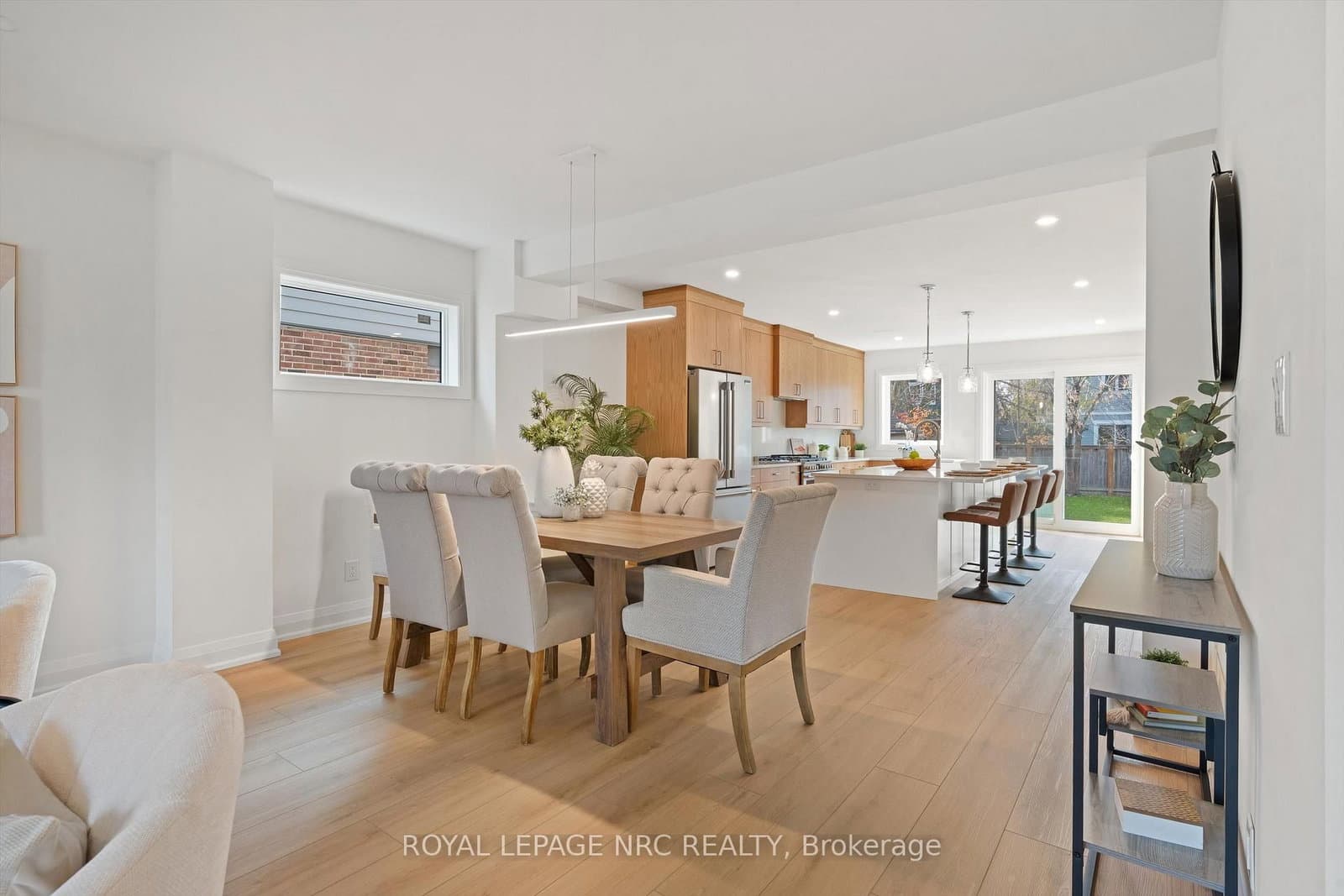 118 GLENWOOD AVE in St. Catharines - Property View