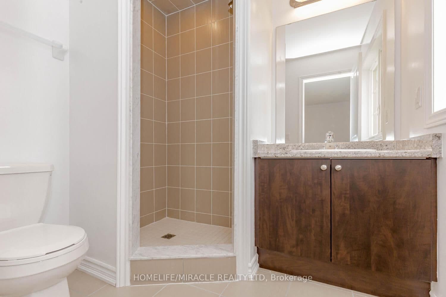 2 DOC LOGHEED AVE in Southgate - Property View