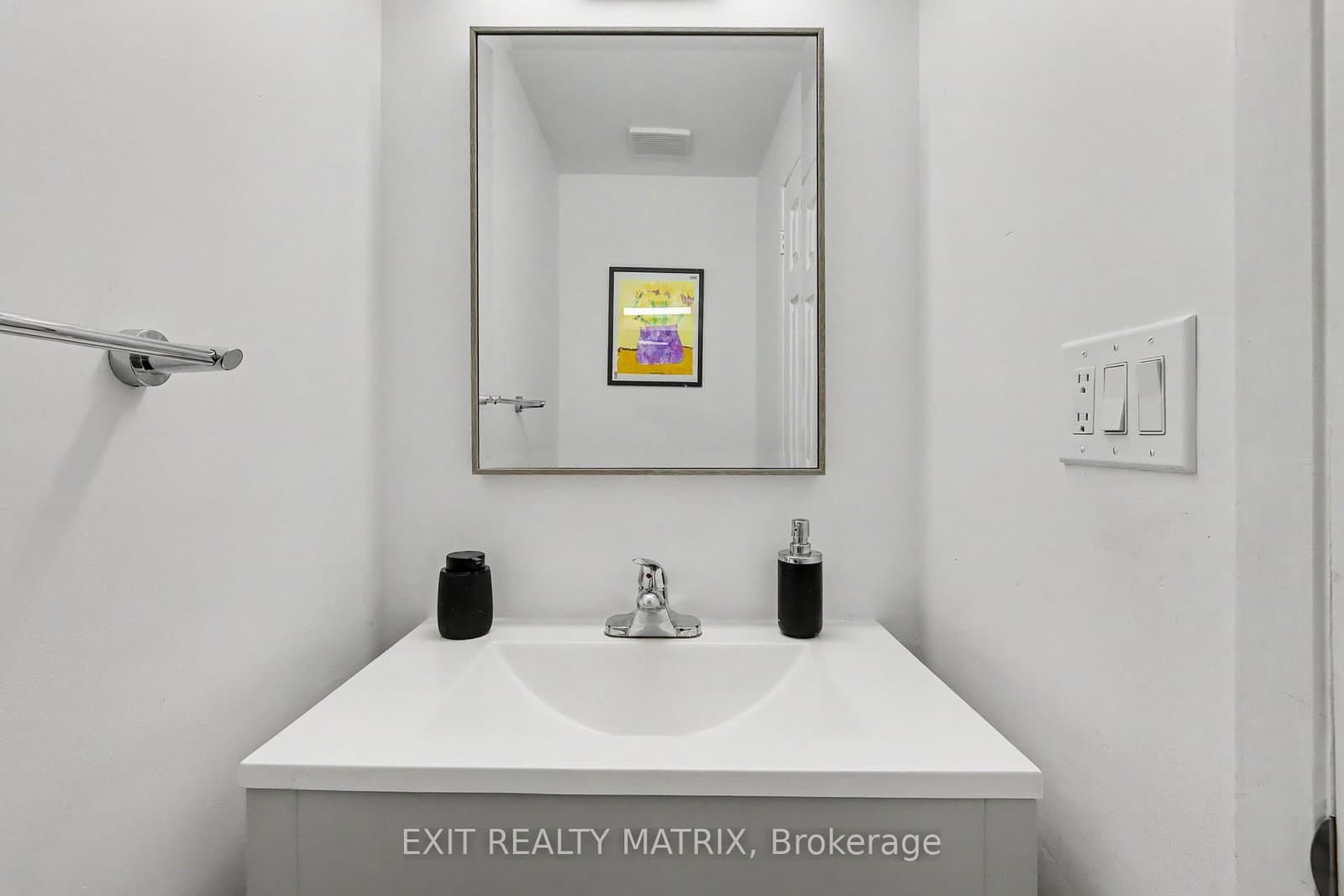 383 VIEWMOUNT DR in Ottawa