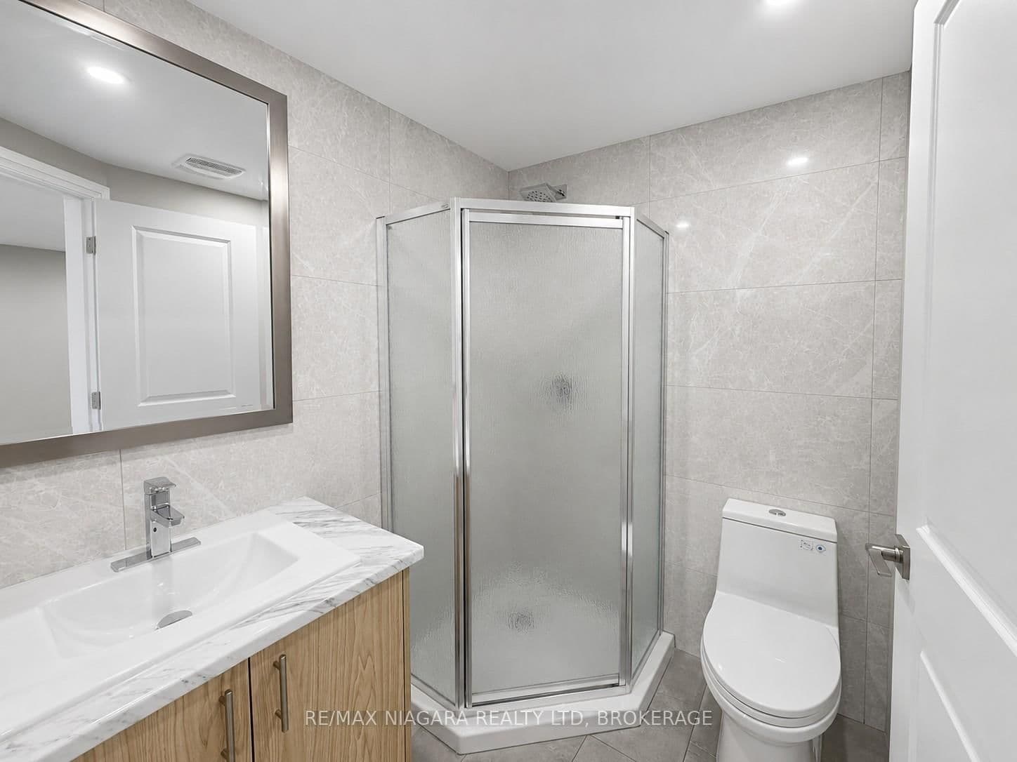 143 WESTCHESTER CRES in St. Catharines