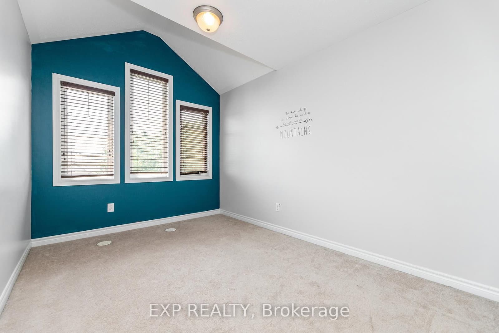 960 MESSOR CRES in Ottawa - Property View