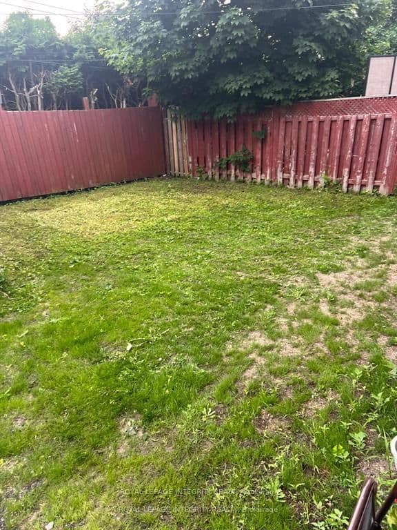 96 FIELDROW ST in Ottawa - Property View