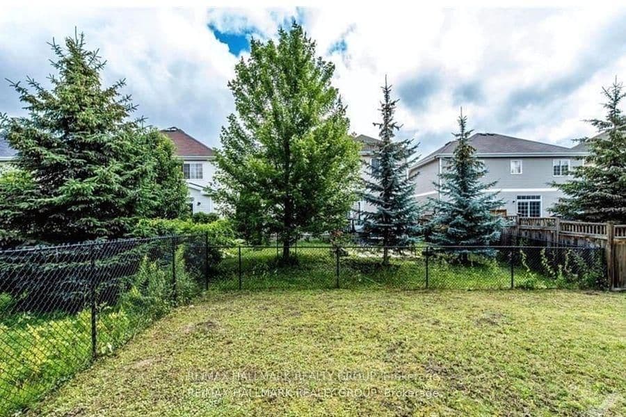 135 STEDMAN ST in Ottawa - Property View
