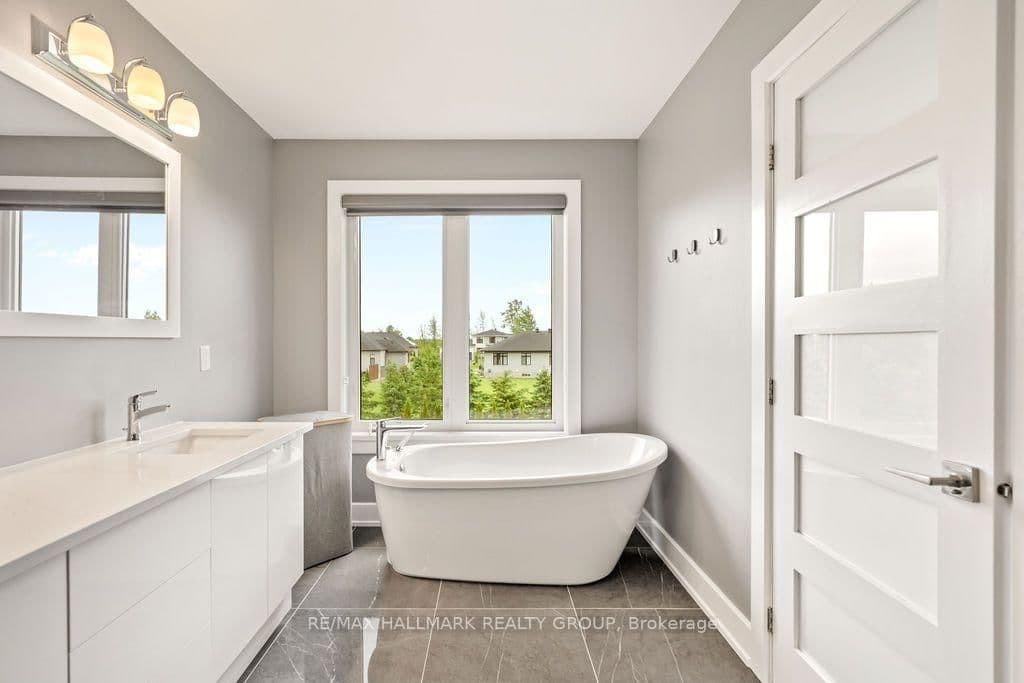 1575 RANGELAND AVE in Ottawa