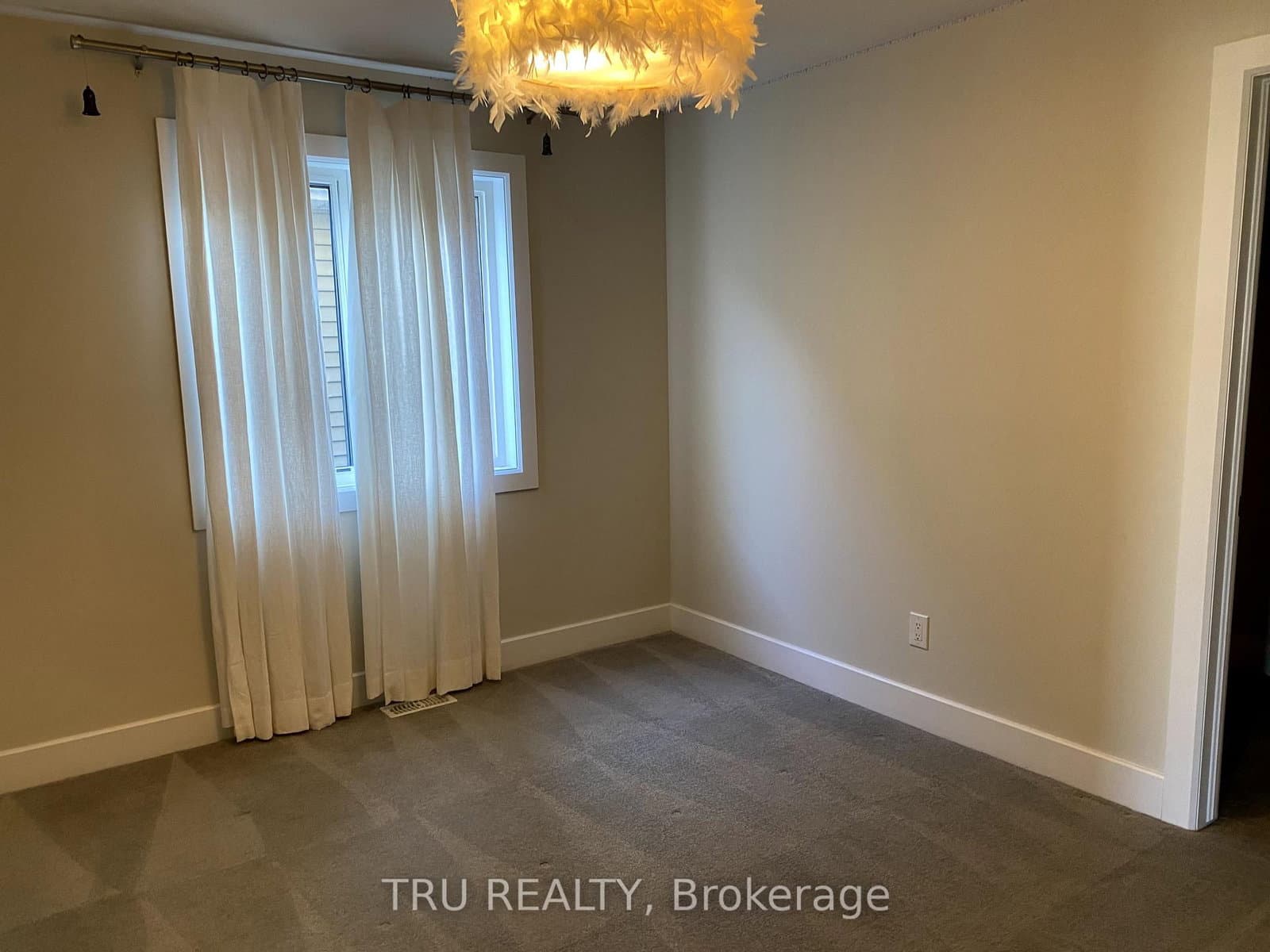 2083 HELENE CAMPBELL RD in Ottawa - Property View