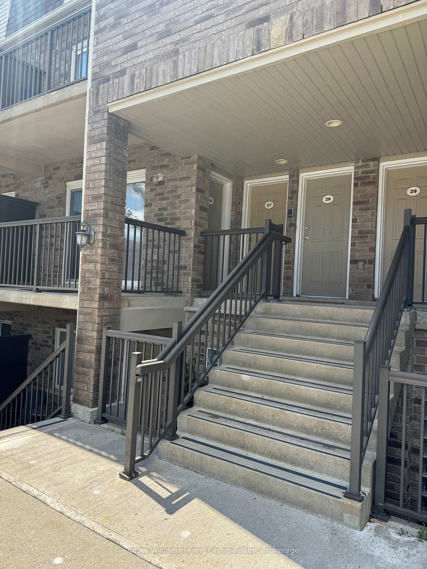 35 MOUNTFORD DR in Guelph - Property View