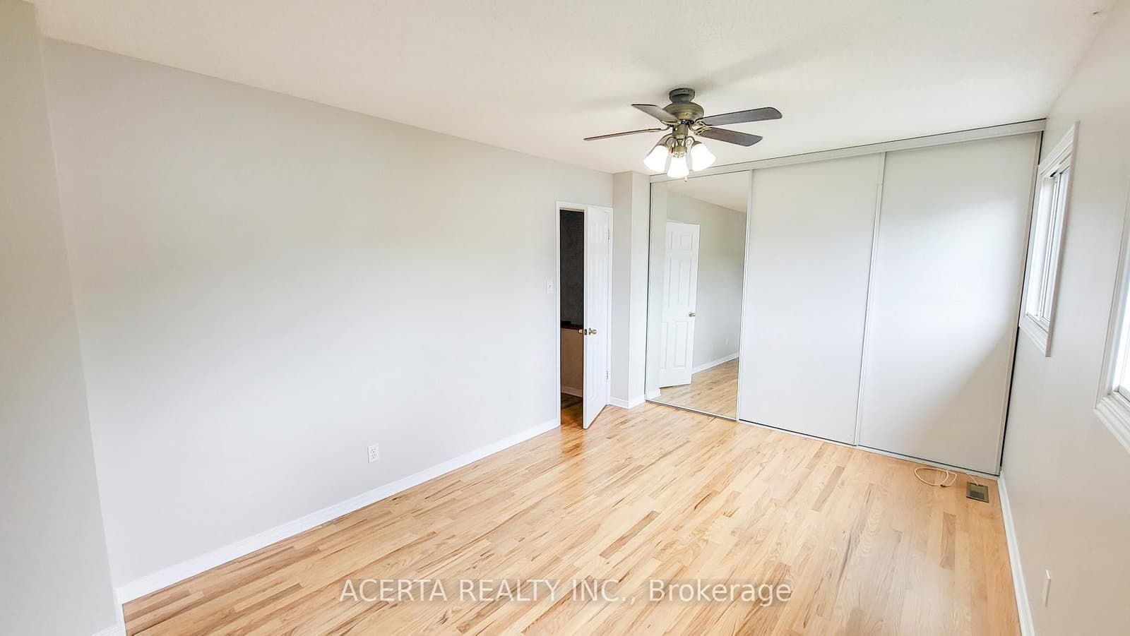 249 TEAL CRES in Ottawa - Property View