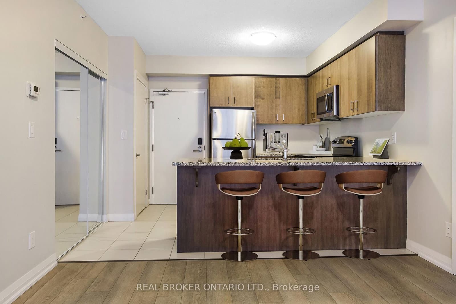 53 S ARTHUR ST in Guelph - Property View