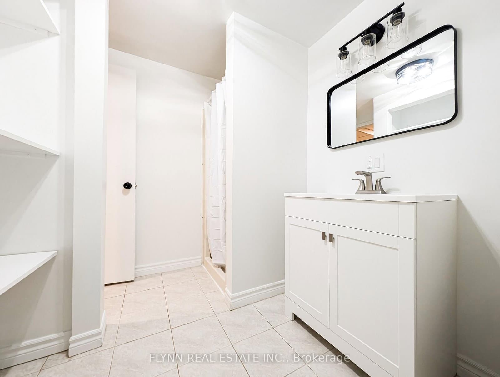 164 WINDSOR ST in Welland - Property View