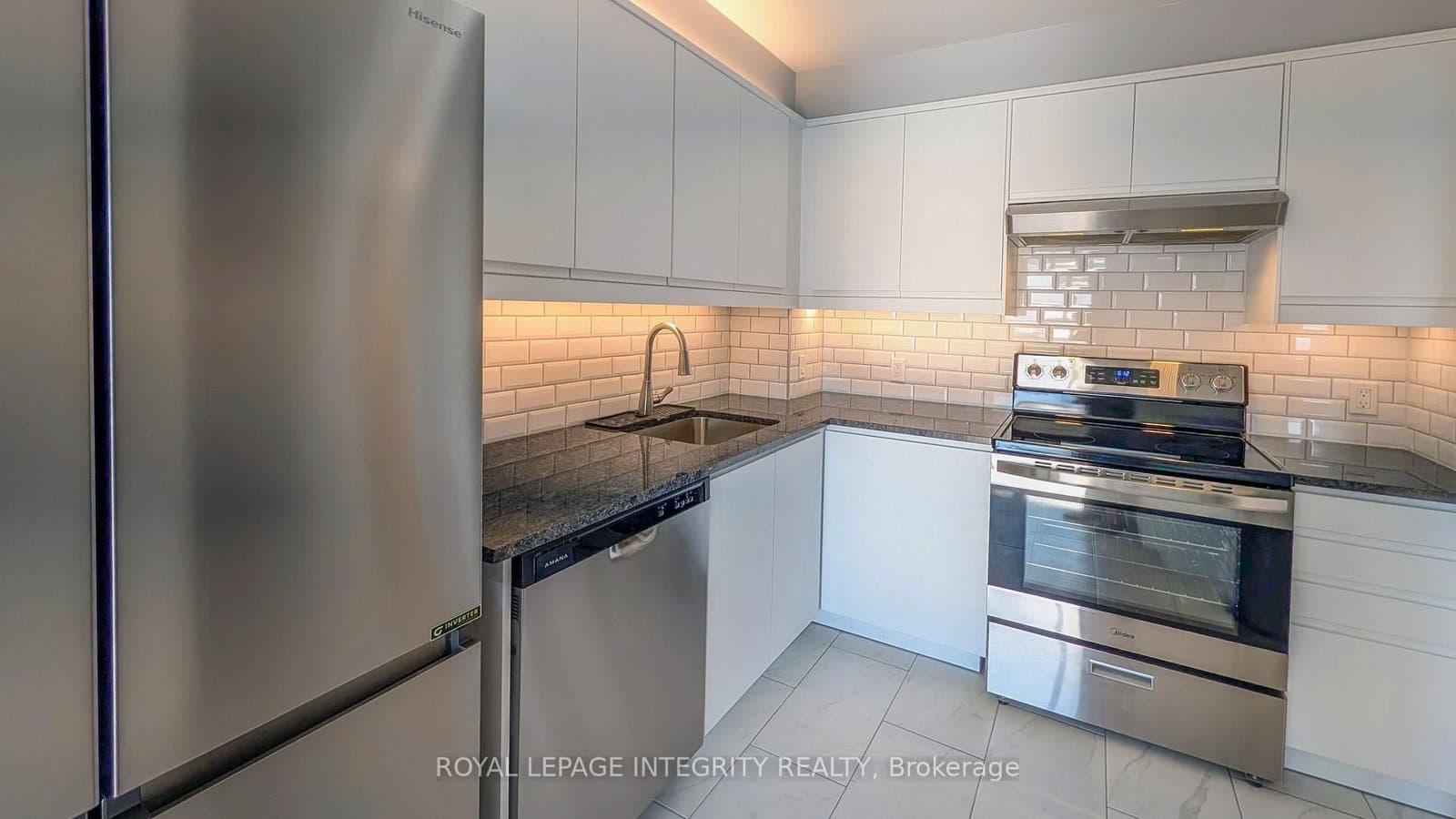 2871 RICHMOND RD in Ottawa - Property View