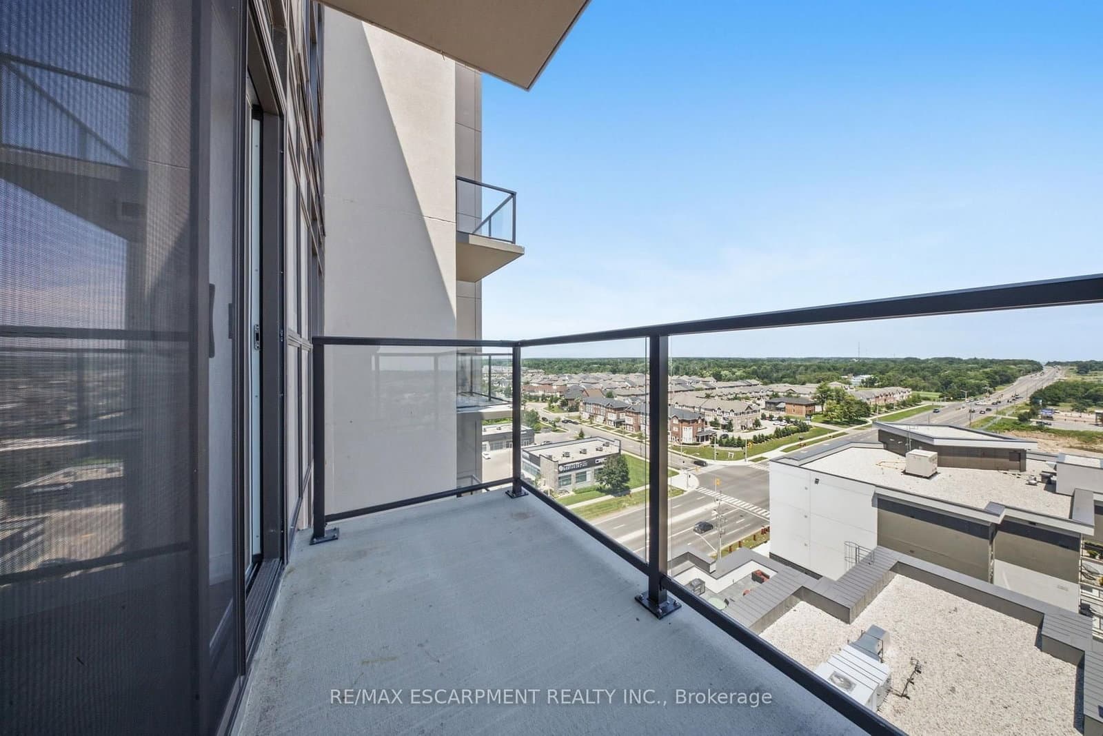 470 E DUNDAS ST in Hamilton