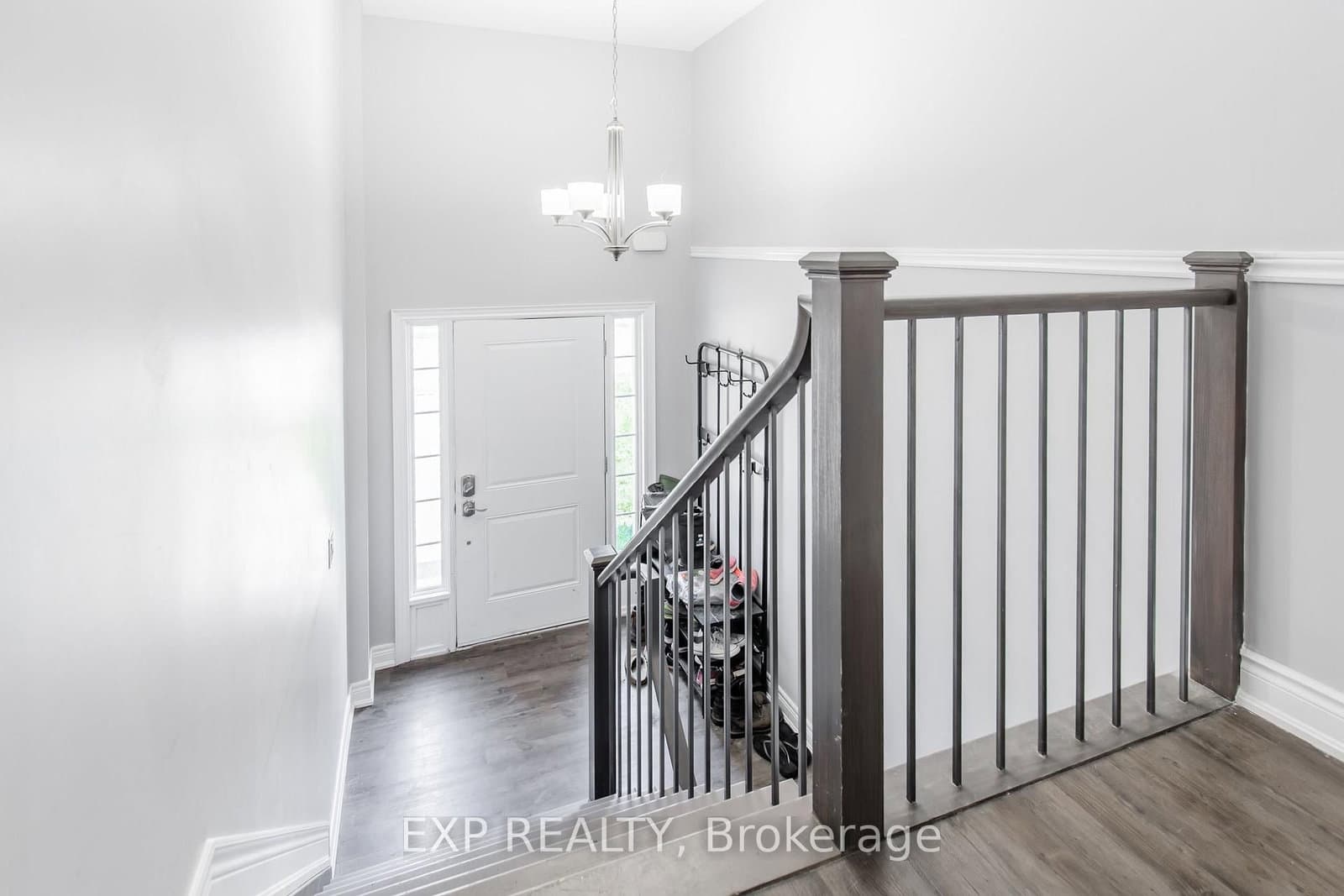11 DONALD AVE in Welland - Property View