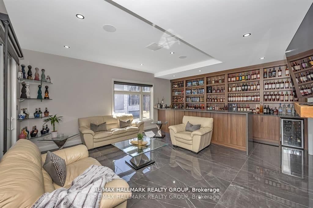 595 SHOREWAY DR in Ottawa - Property View