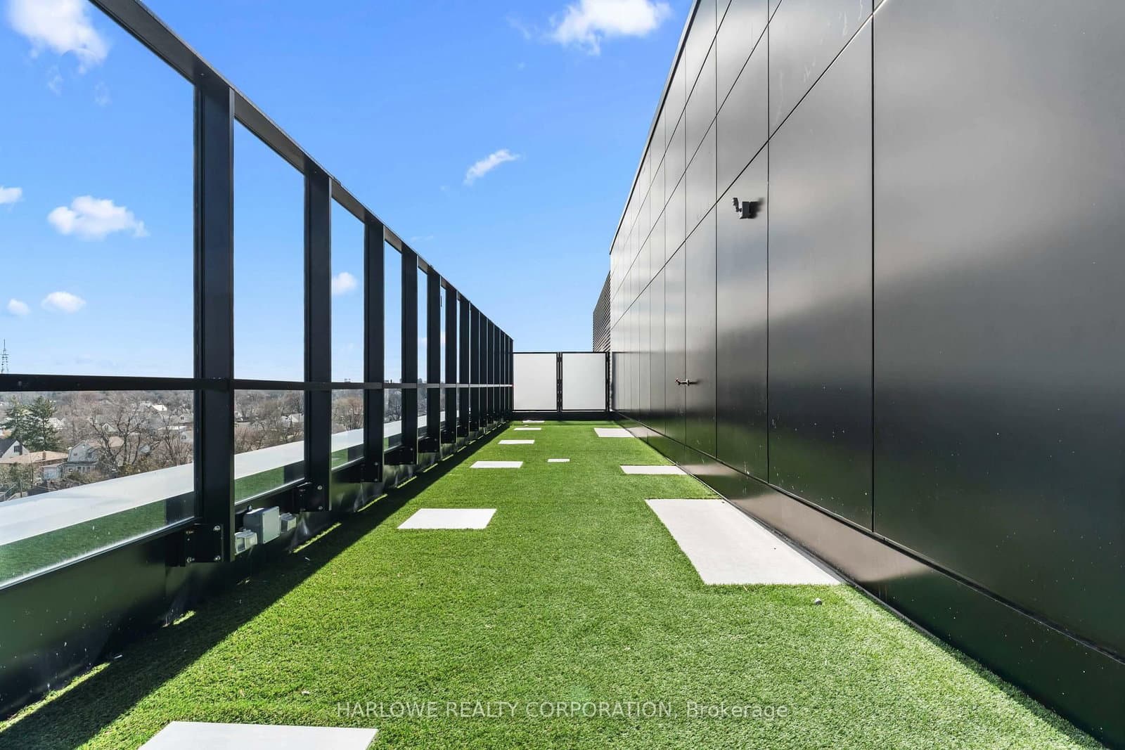 500 UPPER WELLINGTON ST in Hamilton - Property View