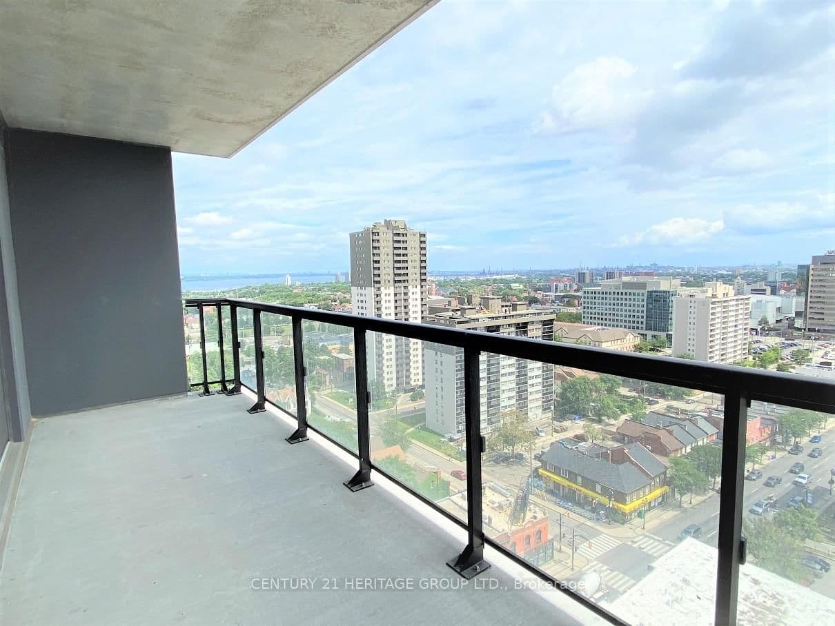 15 S QUEEN ST in Hamilton - Property View