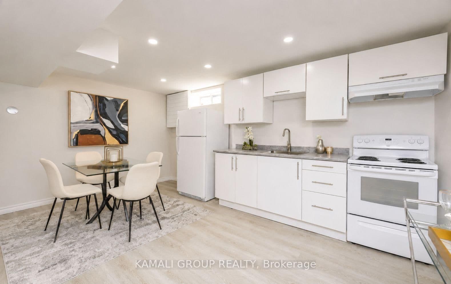 352 E 18TH ST in Hamilton