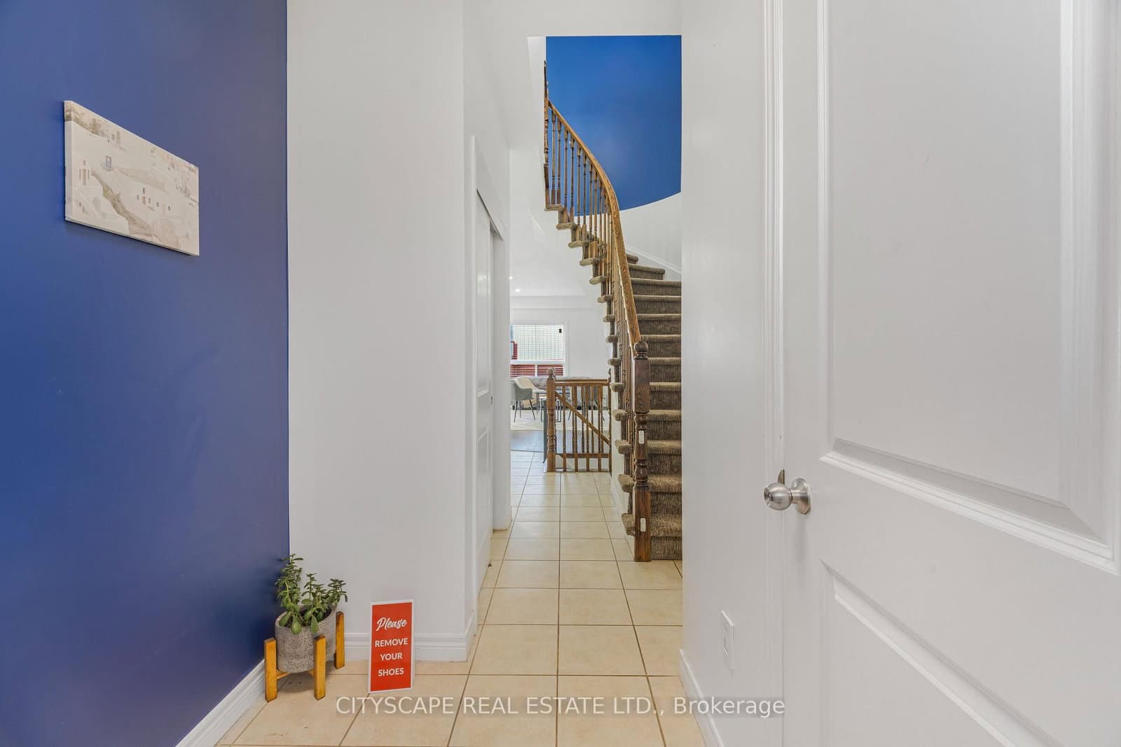 14 REDCEDAR CRES in Hamilton