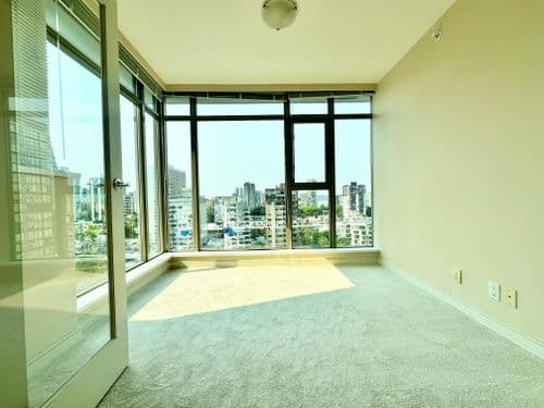 1680 BAYSHORE DR in Vancouver