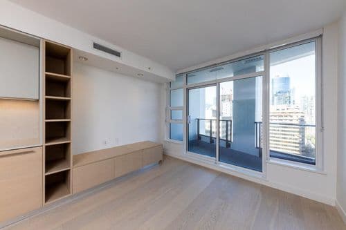 1289 HORNBY ST in Vancouver - Property View