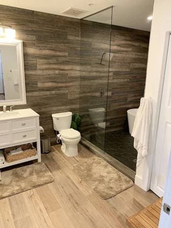[HIDDEN ADDRESS] - 22263 in White Rock - Property View