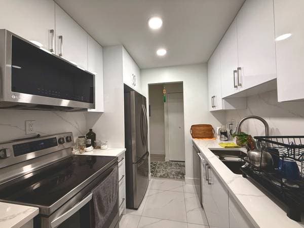 620 SEVENTH AVE in New Westminster - Property View
