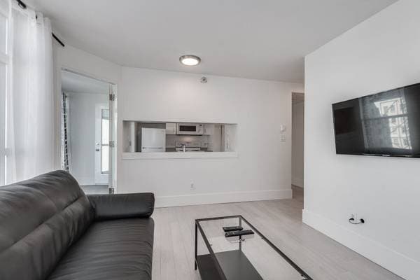 438 SEYMOUR ST in Vancouver - Property View