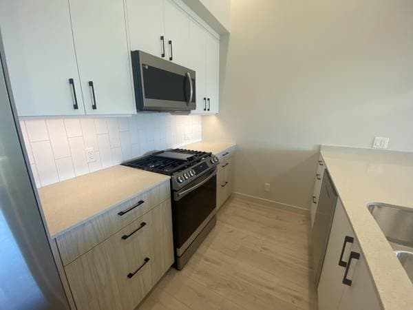 958 PHAROAH MEWS in Esquimalt - Property View