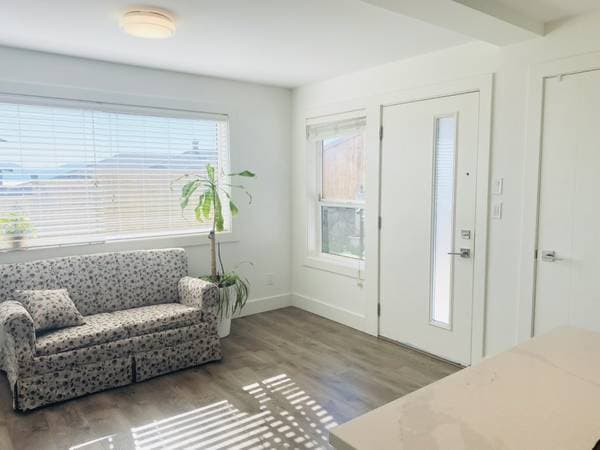 [HIDDEN ADDRESS] - 01733 in Sooke