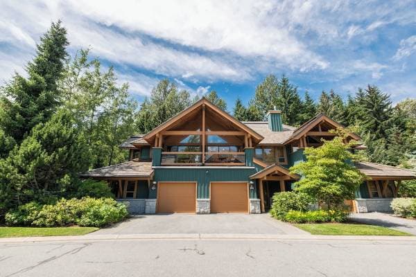 4739 SETTEBELLO WHISTLER BC DR in Whistler - Property View