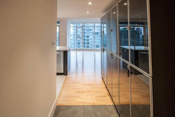 1205 W HASTINGS ST in Vancouver - Property View