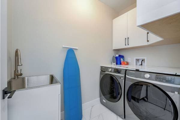 1387 SANDSTONE VICTORIA HIGHLANDS LN in Highlands