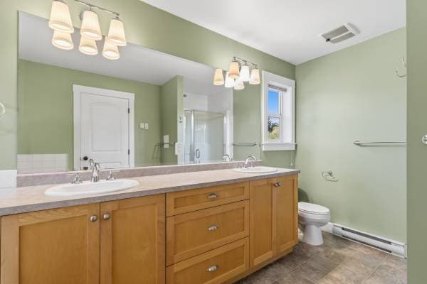 900 ROWILS CRES in Colwood
