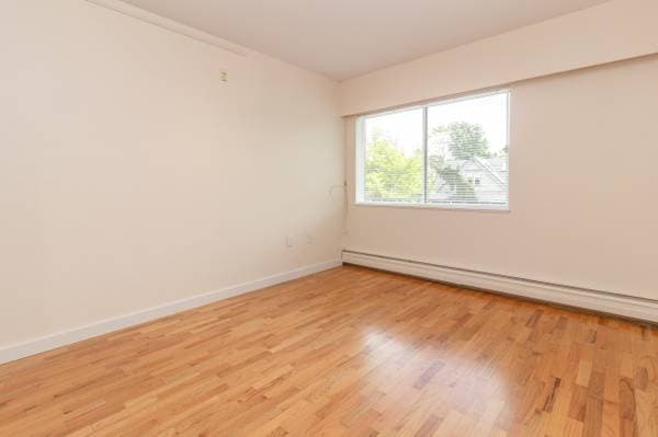 1400 CAMOSUN ST in Victoria - Property View