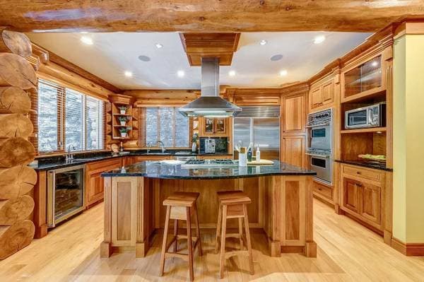 6361 FAIRWAY DR in Whistler