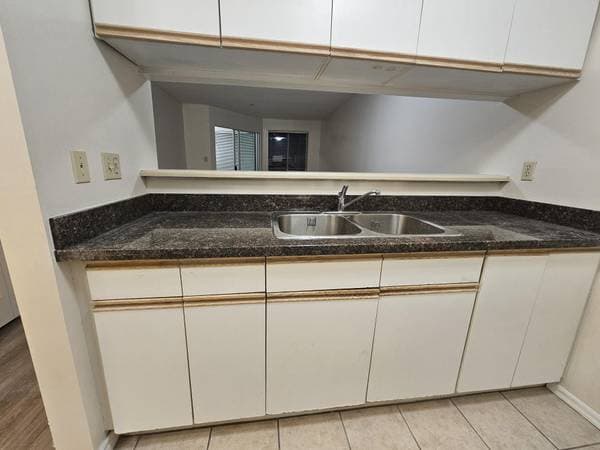 [HIDDEN ADDRESS] - 12841 in Vancouver